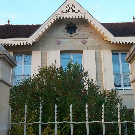 Domaine De Monein Bed & Breakfast Saint-André-de-Cubzac Dış mekan fotoğraf