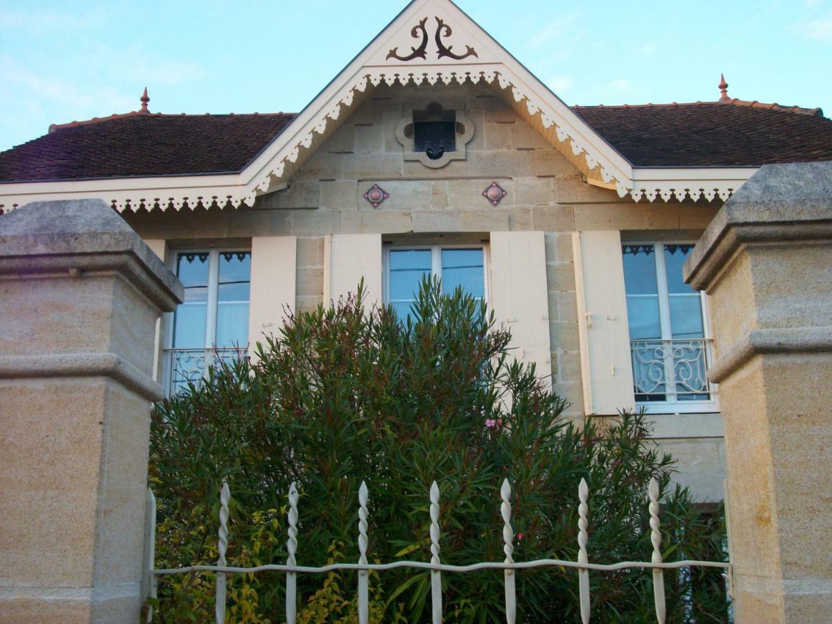 Domaine De Monein Bed & Breakfast Saint-André-de-Cubzac Dış mekan fotoğraf